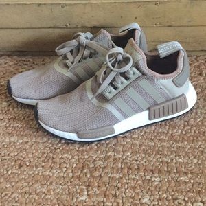 ADIDAS NMD R1 PRIMEKNIT NEUTRAL WORKOUT SNEAKERS SHOES 7 MEN 9 WMN